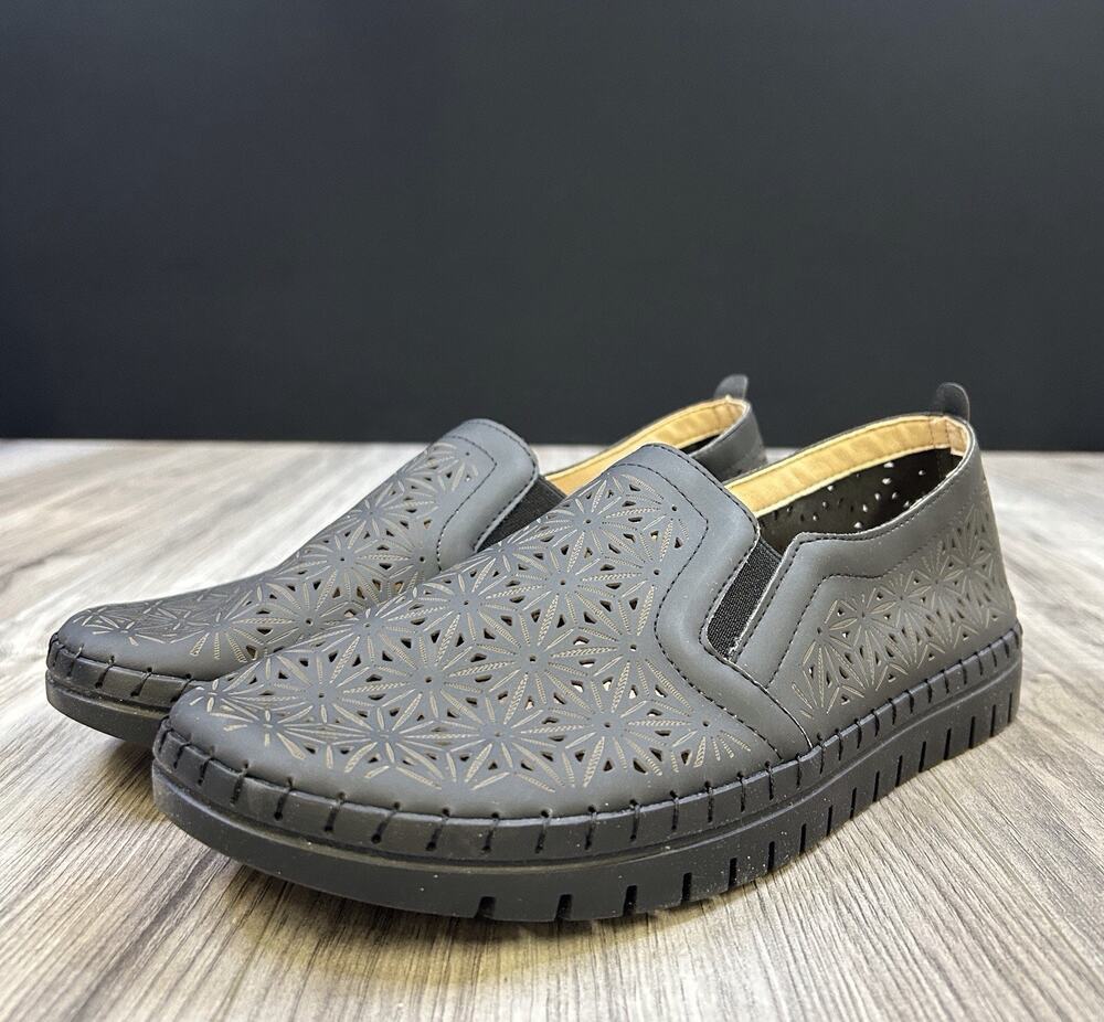 Glolily Elle Starburst Perf Black ELS-001 Womens Slip On Shoes Size 10 NEW